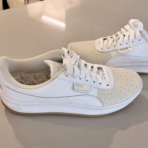 Puma California white sneakers